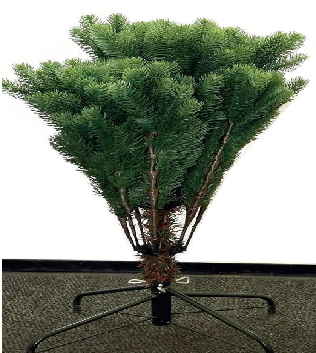 Baumständer ausklappen